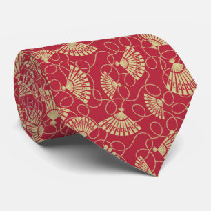 Japanse goudventilatoren op rood stropdas