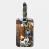 Japanse Humor - Dog Pulling Pants Down Bagagelabel (Achterkant verticaal)