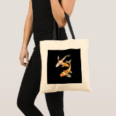 Japanse Koi Goldfish op zwart Tote Bag (Voorkant (product))