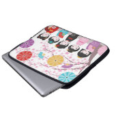 Japanse Kokeshi Dolls Laptop Sleeve (Voorkant onderkant)