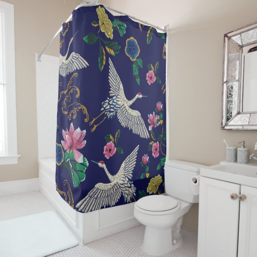 Japanse kranen, golven en bloemen. Embroiderziekte Douchegordijn (In situ)
