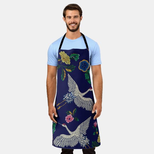 Japanse kranen, golven en bloemen. Embroiderziekte Schort (Gedragen)