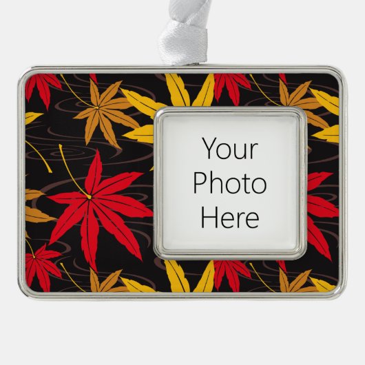 JAPANSE MAPELLEIDING (ZWART) VERZILVERD OMLIJST ORNAMENT (Voorkant)