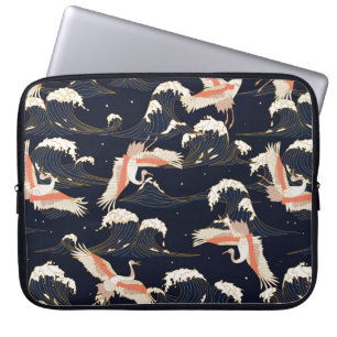 japanse ooievaars in  stijl op groene achtergrond laptop sleeve