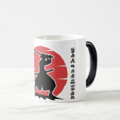 Japanse Samurai Silhouet Mok - Minimalistische Kat (Voorkant rechts)