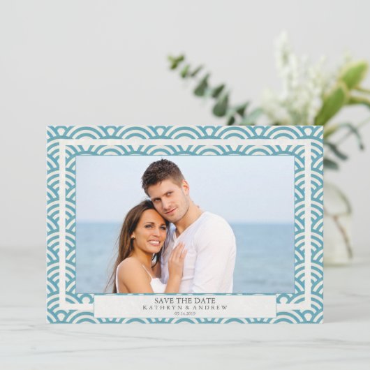 Japanse Seigaiha-golven Save The Date platte foto Kaart (Staand voorkant)