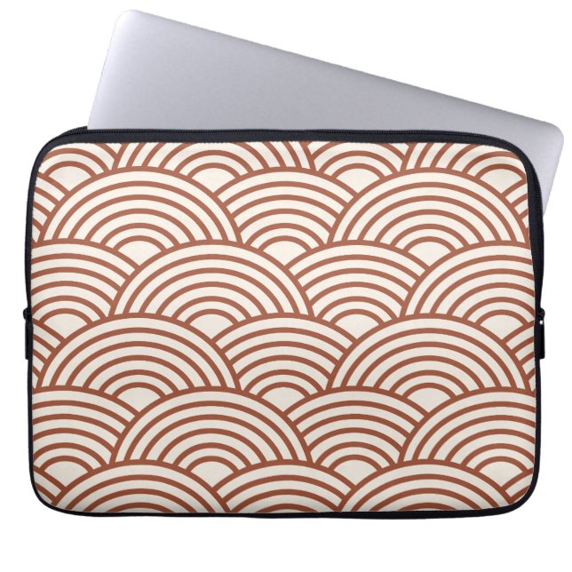 Japanse Seigaiha Wave Rust Terracotta Laptop Sleeve (Voorkant)
