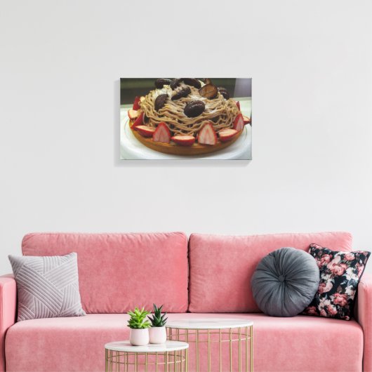 Japanse Spaghetti- en aardbeienkap Canvas Afdruk (Insitu (Woonkamer))