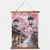 Japanse straat met Cherry Blossom Bomen Hangend Wandkleed (Voorkant)