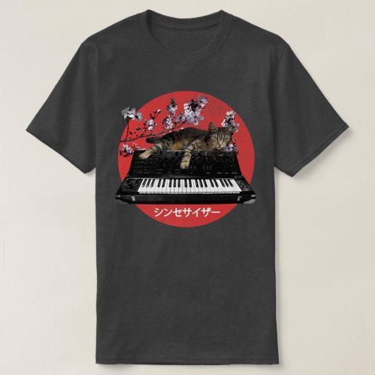 Japanse Synthesizer Cat Cherry Blossom T-shirt (Design voorkant)