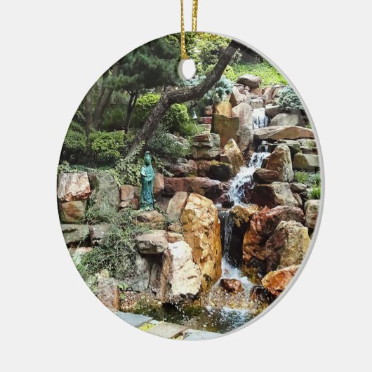 Japanse tuin in het najaar keramisch ornament (Links)