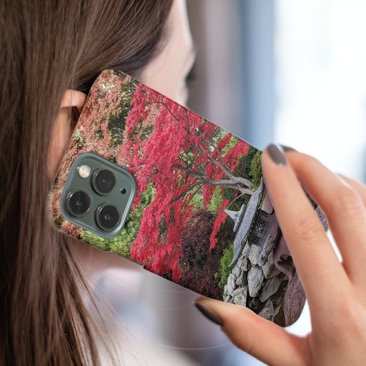 Japanse tuinlantaarn en rode mantel foto Case-Mate iPhone case