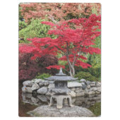 Japanse tuinlantaarn en rode mapelbladeren klembord (Achterkant)