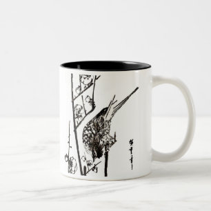 Japanse vogel op een filiaal - zwart en wit tweekleurige koffiemok