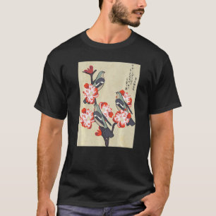 Japanse vogels op perzik boom bloeiende esthetiek t-shirt