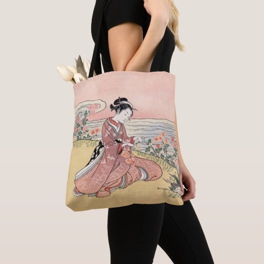 Japanse vrouw plukken chrysant tote bag (Dichtbij)