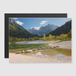 Jasna-meer in de Sloveense Alpen in herfst Magnetische Uitnodiging