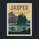 Jasper National Park, Alberta Canada Briefkaart<br><div class="desc">Anderson Design Group is een bekroonde illustratie- en ontwerpfirma in Nashville,  Tennessee. Oprichter Joel Anderson leidt een team van getalenteerde artiesten naar creëer originele poster kunst die lijkt op klassieke  prints van de jaren 20 tot de jaren 60.</div>