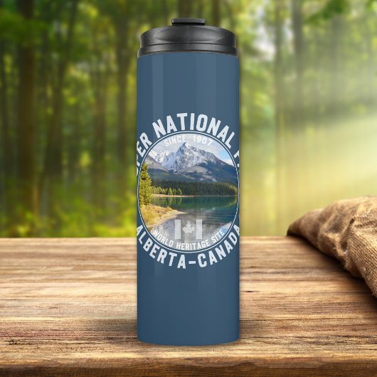 Jasper Park in Alberta, Canada Thermosbeker