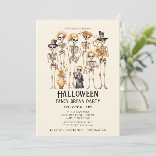 Jaunty Skeleton Familie Portret Halloween Party Kaart (Staand voorkant)
