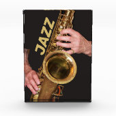 Jazzman die Gold Saxophone speelt Fotoblokken (Voorkant)