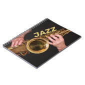 Jazzman die Gold Saxophone speelt Notitieboek (Linkerzijde)