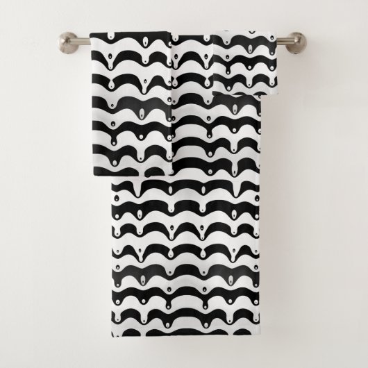 Jazzy Black & White Smelting Zebra Stripes Bad Handdoek (Insitu)