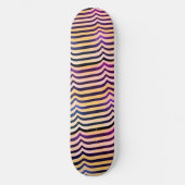 Jazzy Black & White Trippy op Art Stripey Pattern Persoonlijk Skateboard (Voorkant)