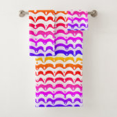 Jazzy Tropical Psychedelic Dripping Stripes Bad Handdoek (Insitu)