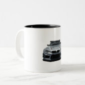 JDM Classic Car Mug — Retro Japanese Vehicle Tweekleurige Koffiemok (Voorkant links)