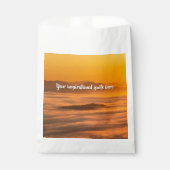 Je aangepaste tekstzonsopgang boven het mistroosti bedankzakje (Voorkant)