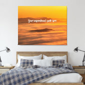 Je aangepaste tekstzonsopgang boven het mistroosti canvas afdruk (Insitu (Slaapkamer))