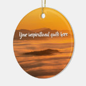 Je aangepaste tekstzonsopgang boven het mistroosti keramisch ornament (Links)