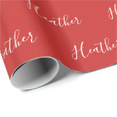 Je aangepaste witte script op rood #2 cadeaupapier (Rol Hoek)
