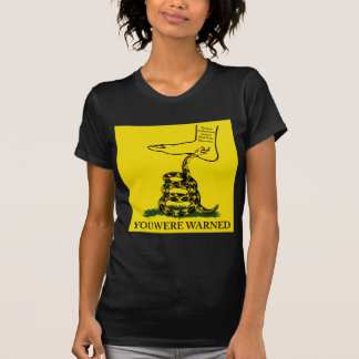 Je bent gewaarschuwd voor Rattle Snake Flag. T-shirt