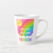 Je bent je eigen regenboog latte mok (Rechts)
