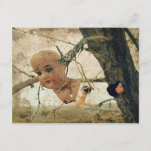 Je bent nooit te oud om met poppen te spelen! briefkaart