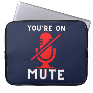 Je bent op het stomme Funny Zoom Meme Laptop Sleeve