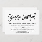 Je bent uitgenodigd borstel typografie bruiloft ui kaart (Voorkant / Achterkant)