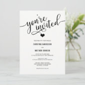 Je bent uitgenodigd voor het klassieke zwarte en w kaart (Staand voorkant)