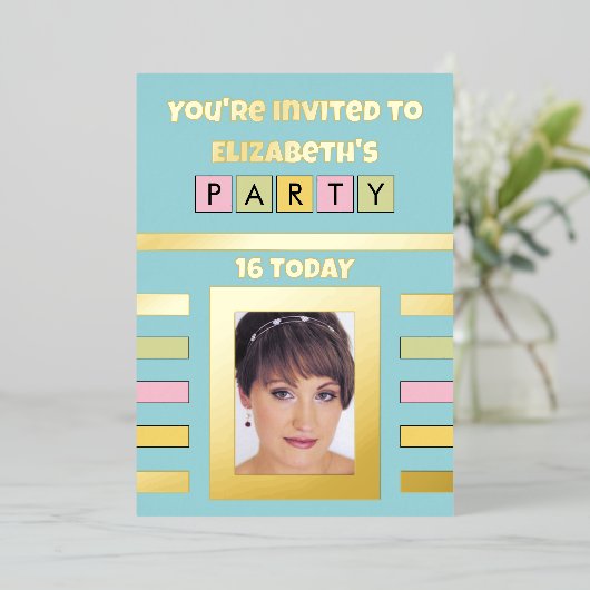 Je bent vandaag uitgenodigd op verjaardagsfeestje  folie uitnodiging (Staand Voorkant)