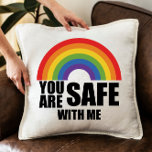 Je bent veilig bij mij LGBTQ Rainbow Pride Kussen<br><div class="desc">Je bent veilig bij mij LGBTQ Rainbow Pride</div>