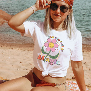 Je bent vol van magische, goede Vibes Retro Daisy T-shirt