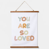 Je bent zo geliefd Rainbow Baby Nursery Hangend Wandkleed (Voorkant)