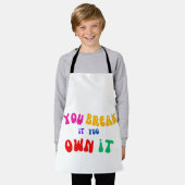 Je breekt het zelf schort (Gedragen)