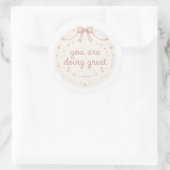 Je Doet Het Geweldig Roze Lint Sticker (Tas)