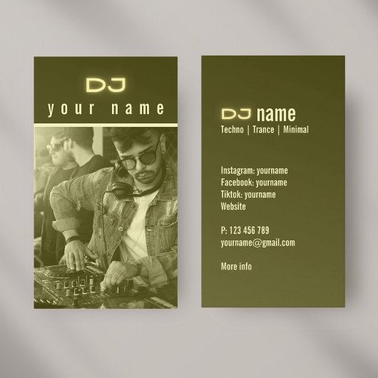 Je eigen DJ-foto techno gele Visitekaartje