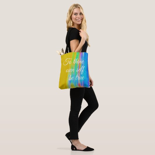 Je eigen zelf zijn ware Canvas tas door Jo Afbeeld (Op model)
