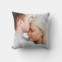 Je foto is voorzien van een witte marmer