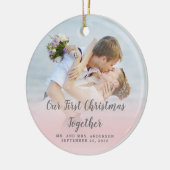 Je foto Passen getrouwd onze eerste kerstfeestdag Keramisch Ornament (Links)